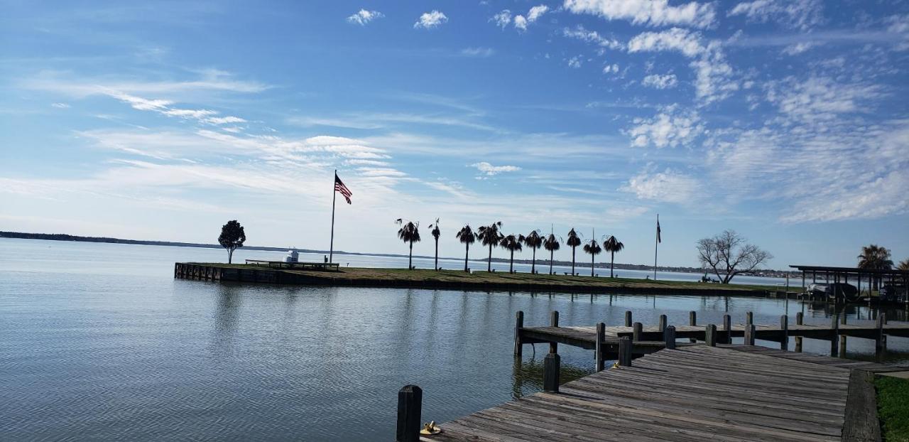 Tesla'S Lake Escape Onalaska エクステリア 写真